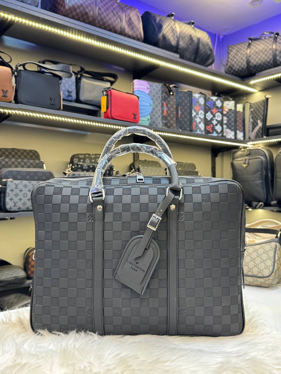 Louis Vuitton Laptop Case Damier All Black