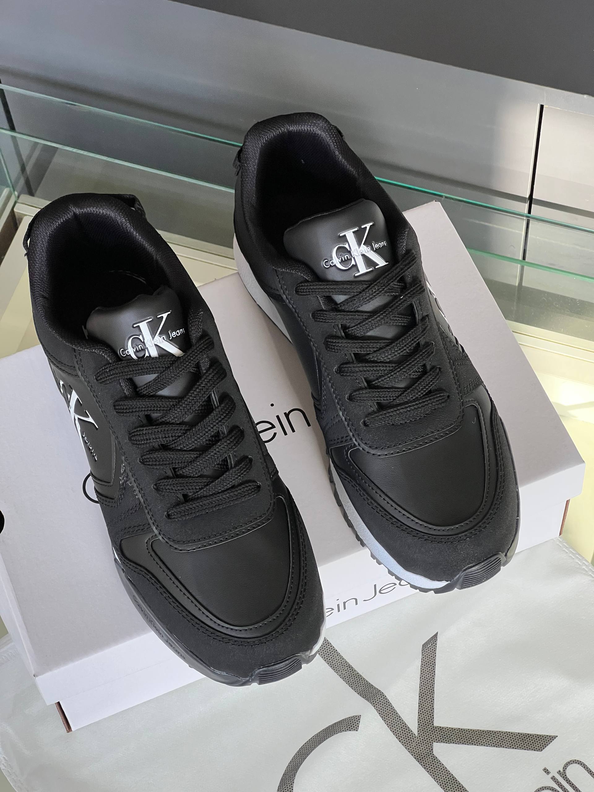 Calvin Klein Sneakers Black