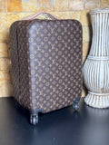 Louis Vuitton Horizon Monogram Rolling Suitcase