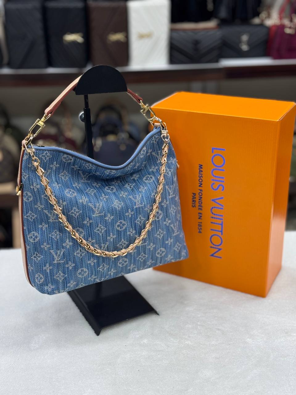 Louis Vuitton Multipass Jean
