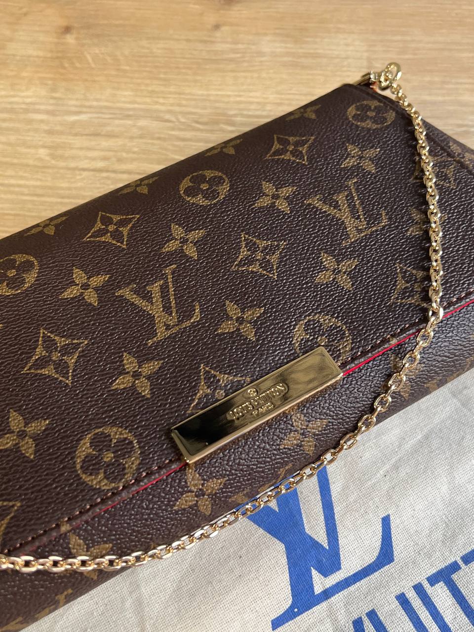 Louis Vuitton Monogram Clutch