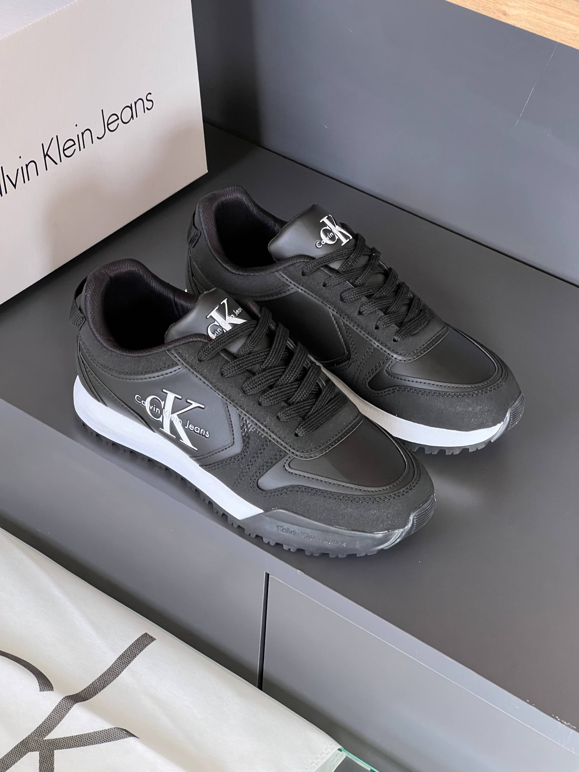 Calvin Klein Sneakers Black
