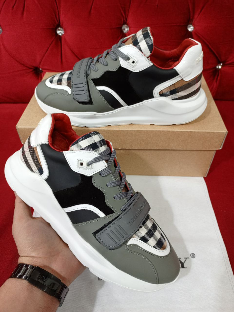 Burberry Vintage Check Sneakers Grey