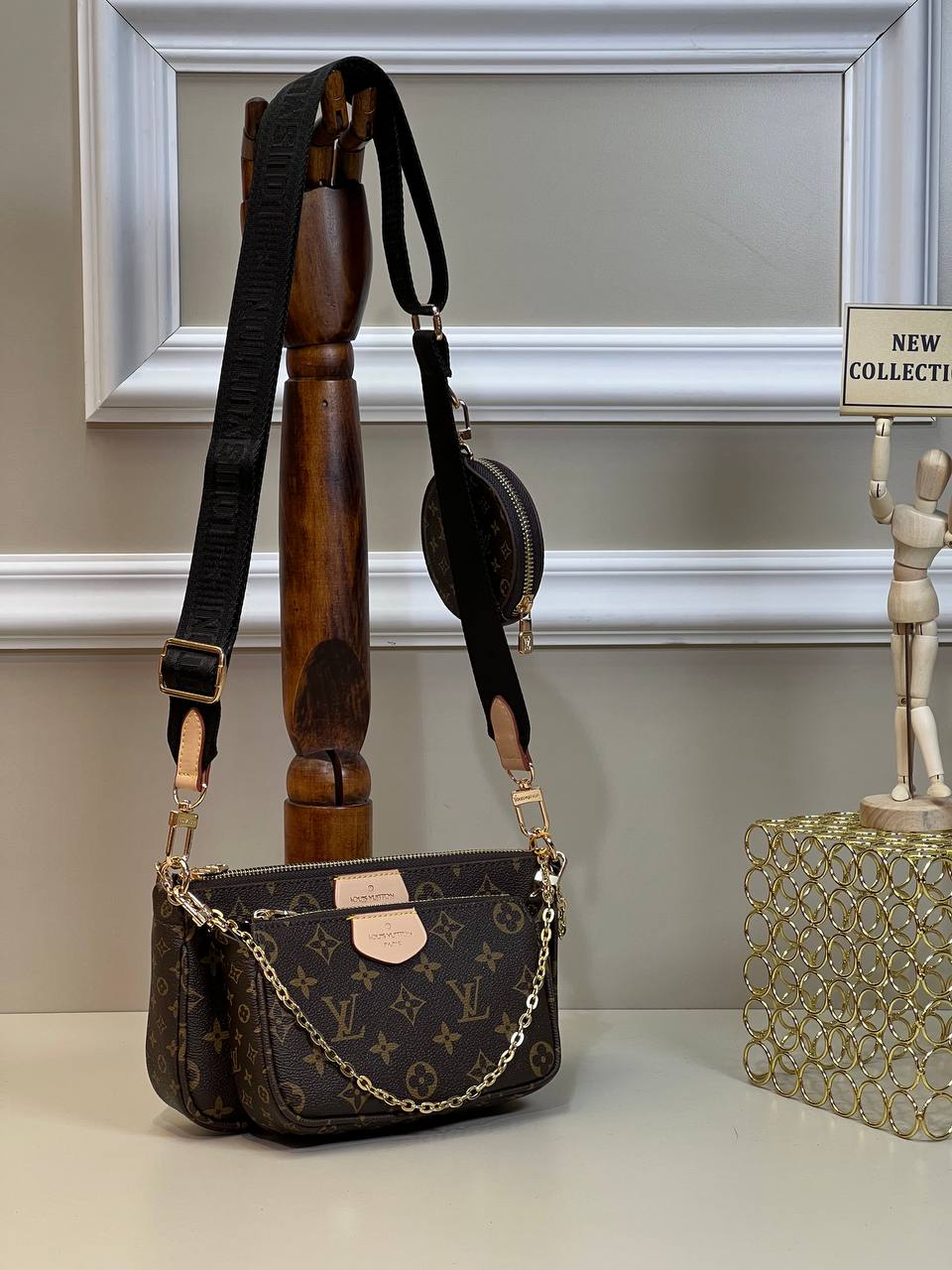 Louis Vuitton Multi Pochette Black