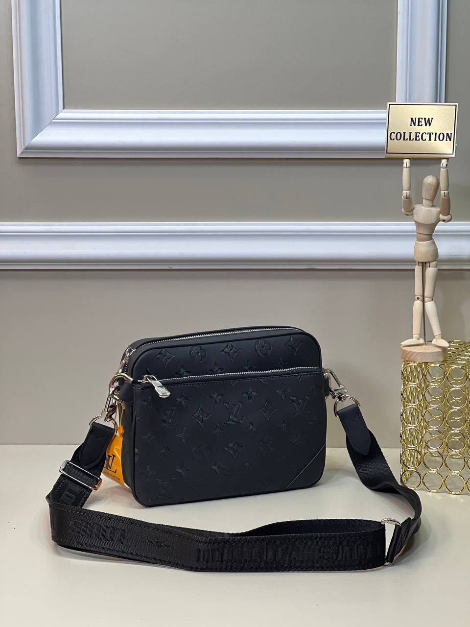 Louis Vuitton Multi Messenger Monogram Eclipse