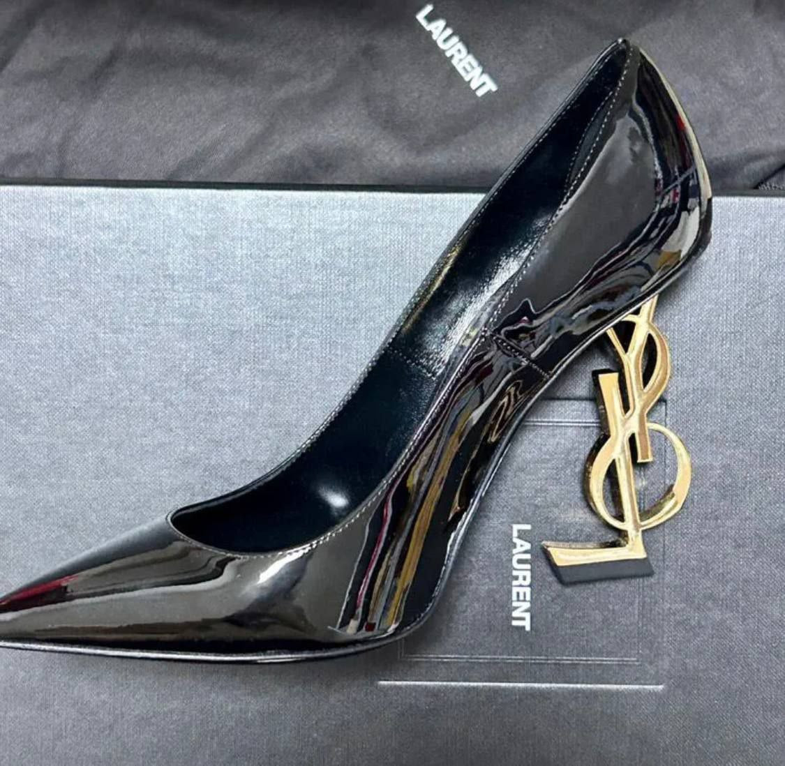 Ysl Γόβα