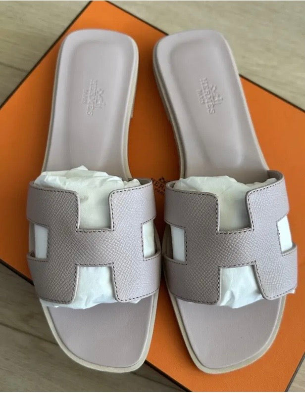 Hermès Oran Sandals Pink