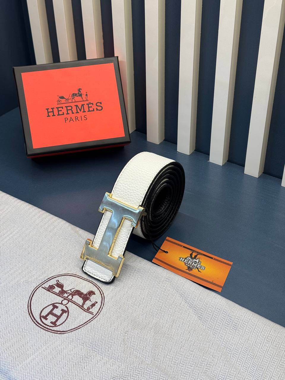 Hermès Η Reversible Leather Belt