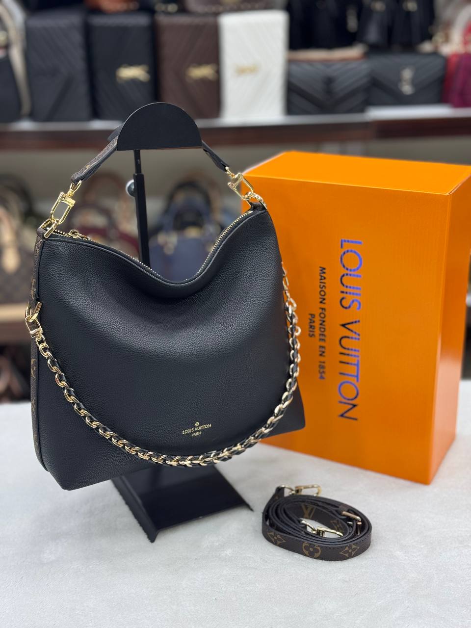 Louis Vuitton Multipass Black