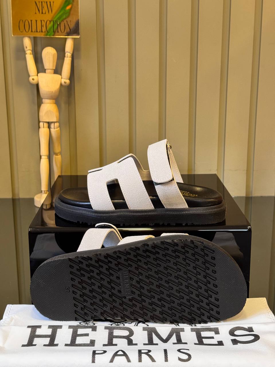 Hermes Chypre Sandals Beige