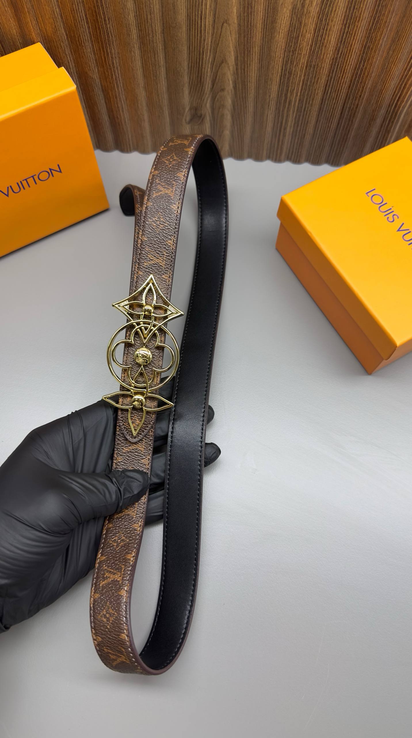 Louis Vuitton LV Circle Reversible Belt Monogram