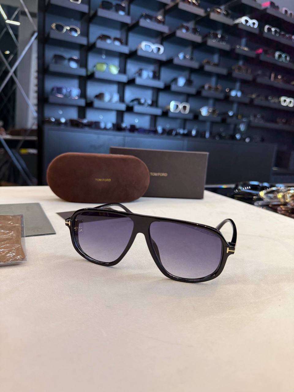 Tom Ford Aviator Sunglasses Black