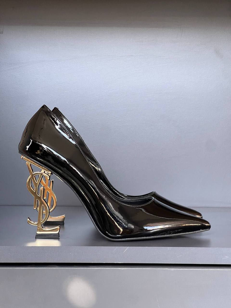 Ysl Γόβα