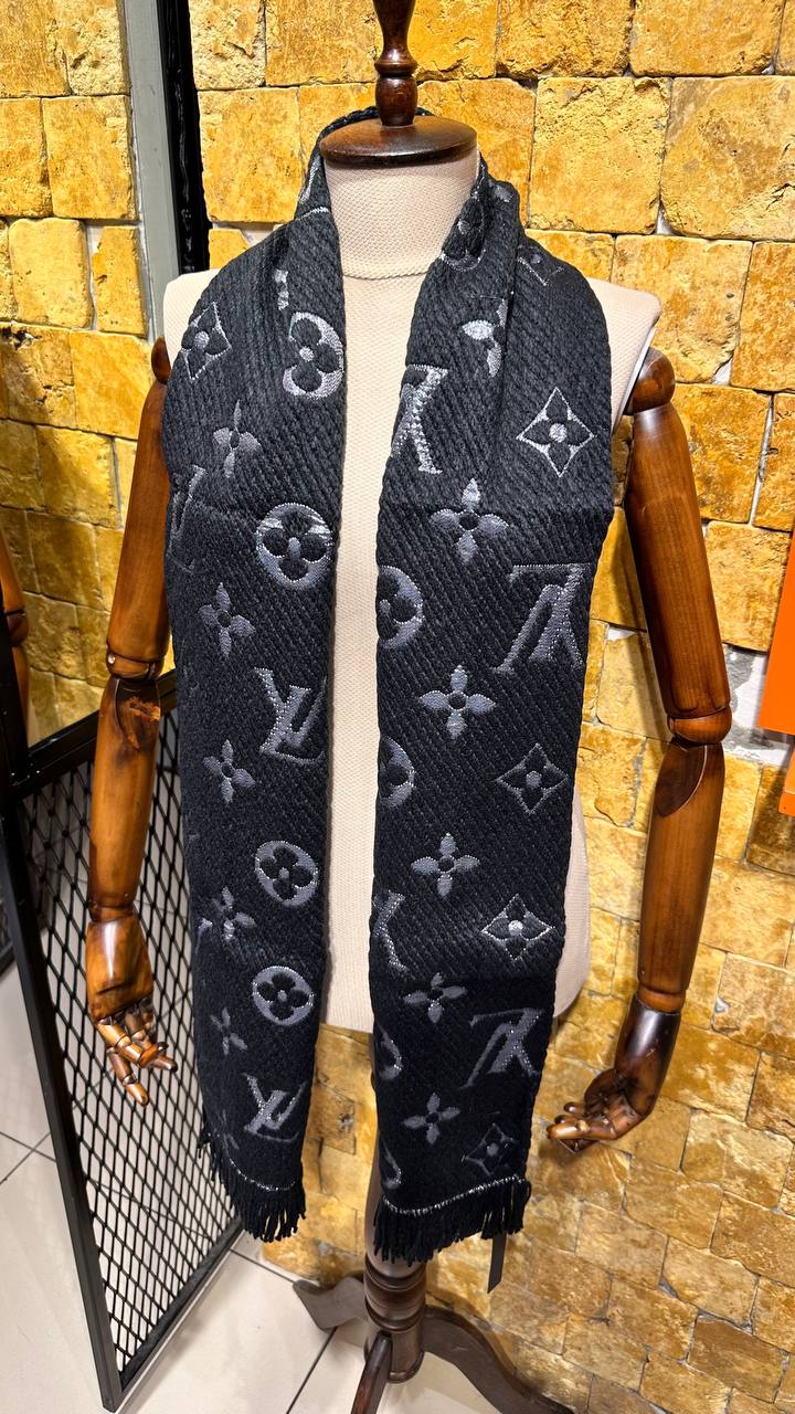 Louis Vuitton Monogram Wool Scarf
