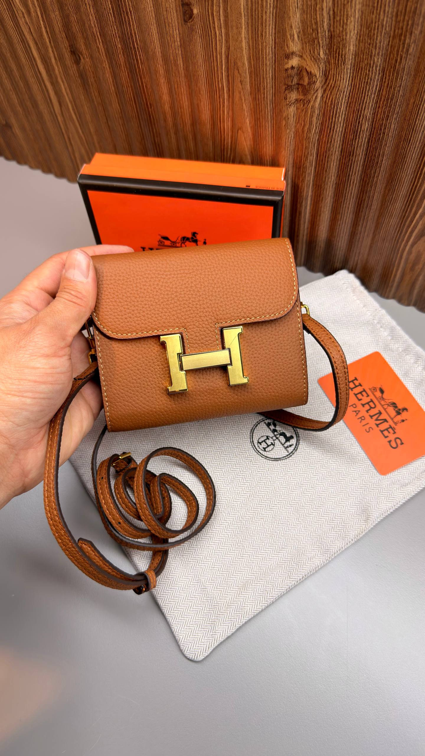 Hermes Constance Mini