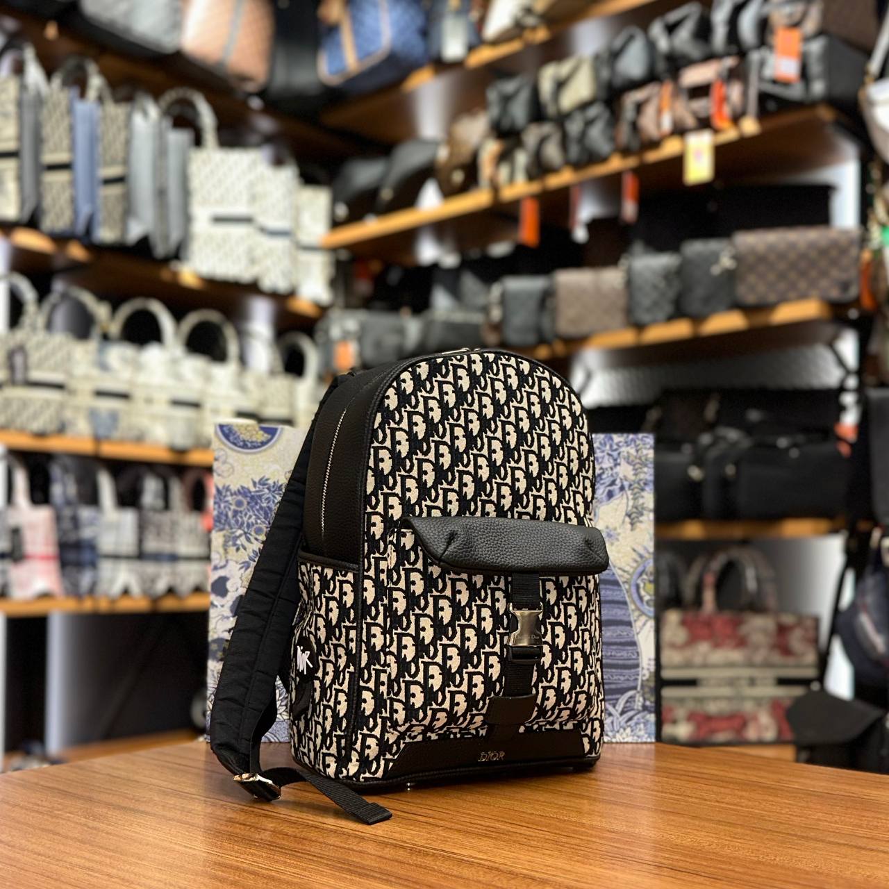 Christian Dior Backpack Oblique Μαύρο-Εκρού με Flap