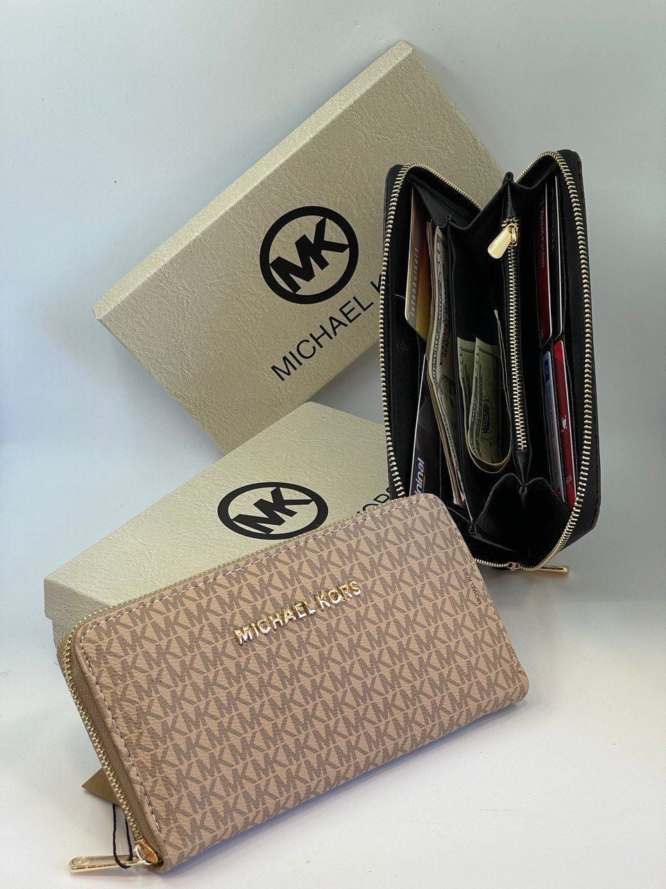 Michael Kors Jet Set Travel Zip Around Wallet