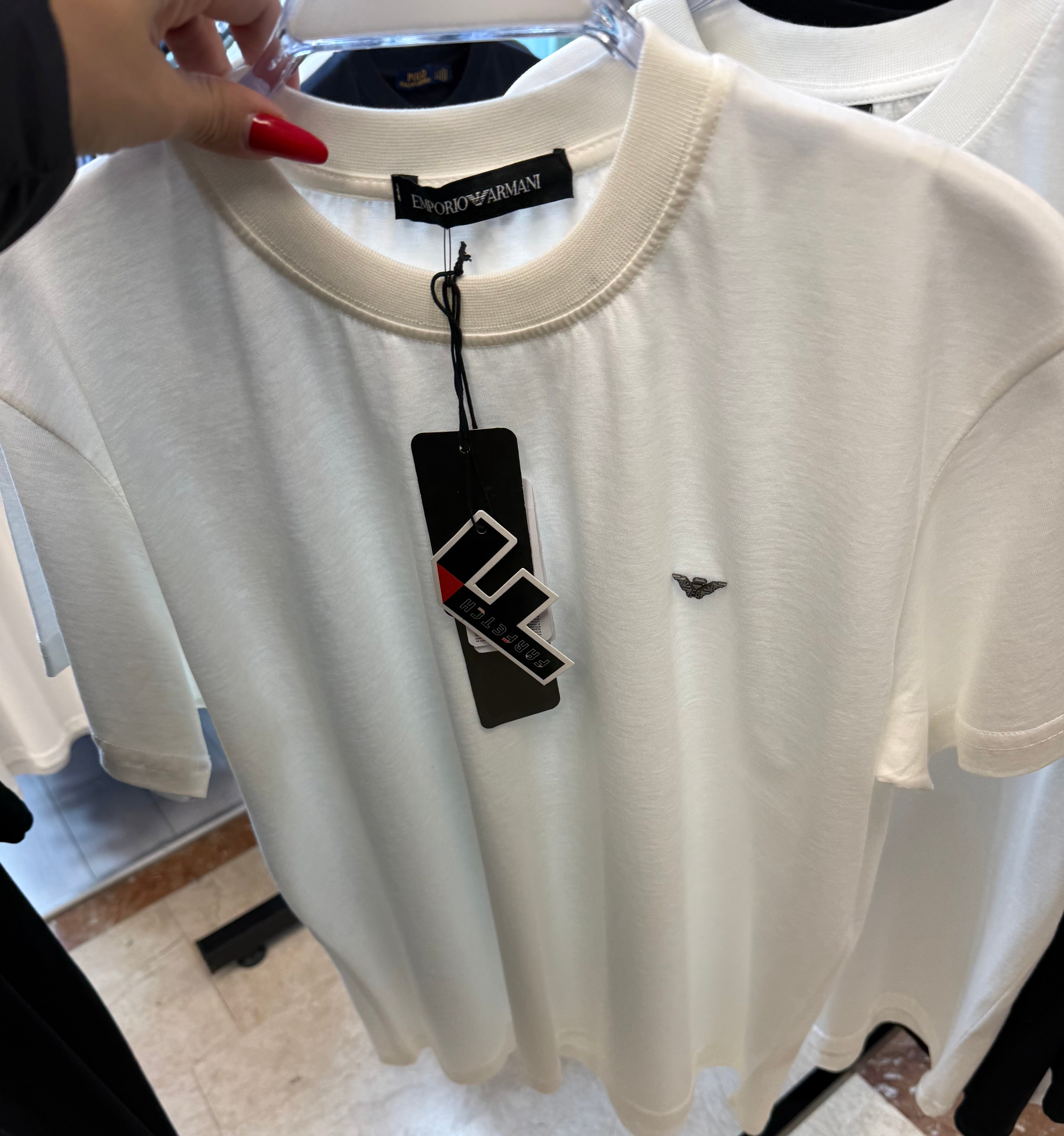 Armani Tshirt