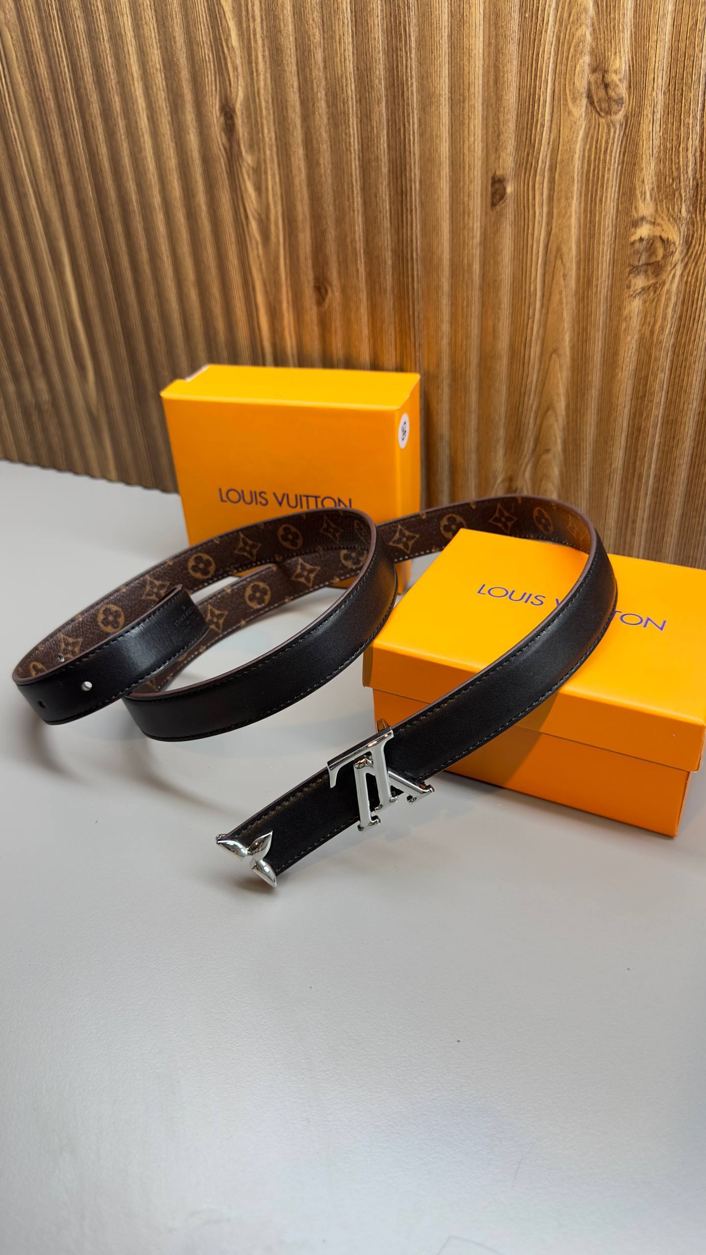 Louis Vuitton Belt Black