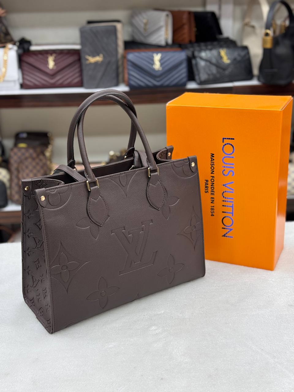 Louis Vuitton Onthego MM Monogram Empreinte Taupe