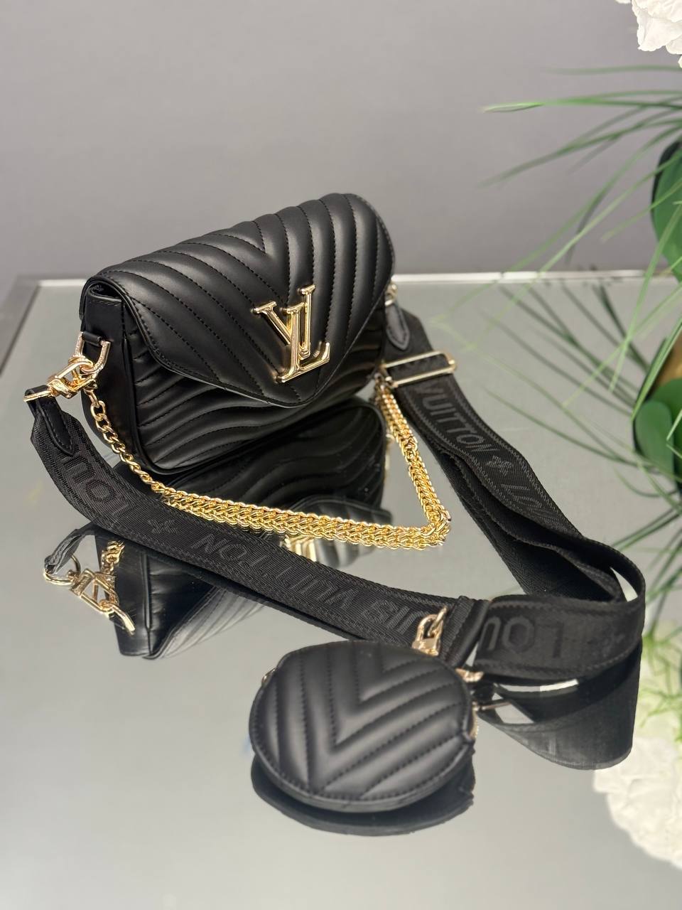 Louis Vuitton New Wave Multi Pochette Black