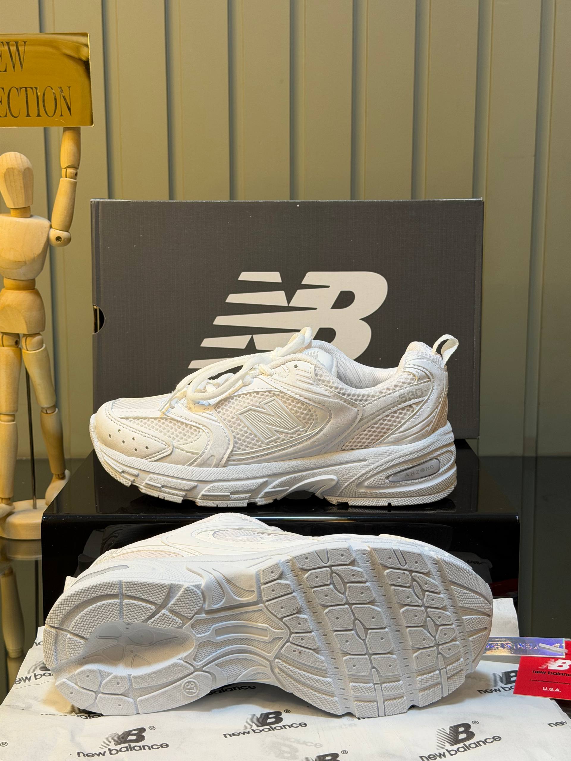 New Balance 530 White