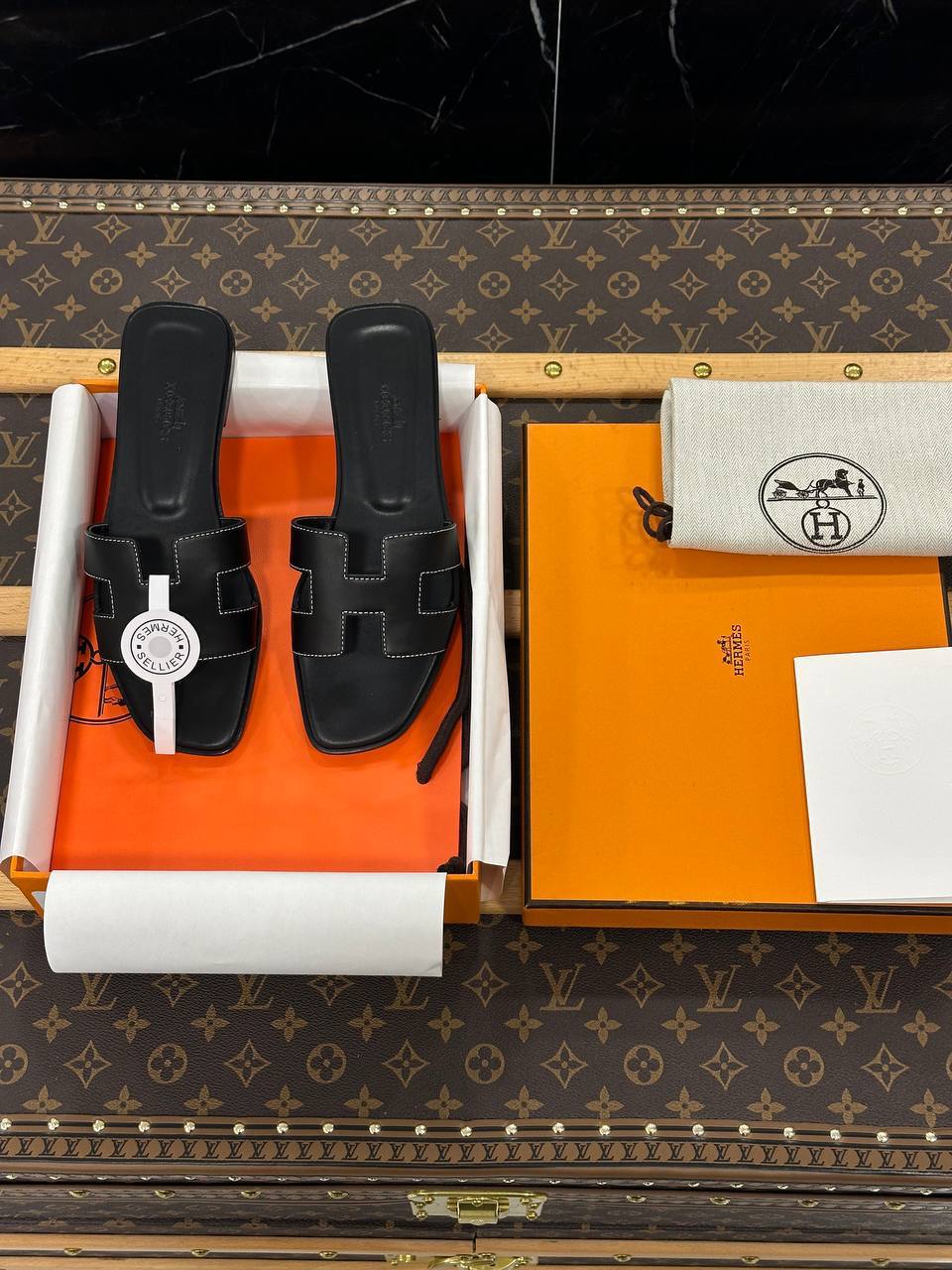Hermes Oran Sandals Μαύρο