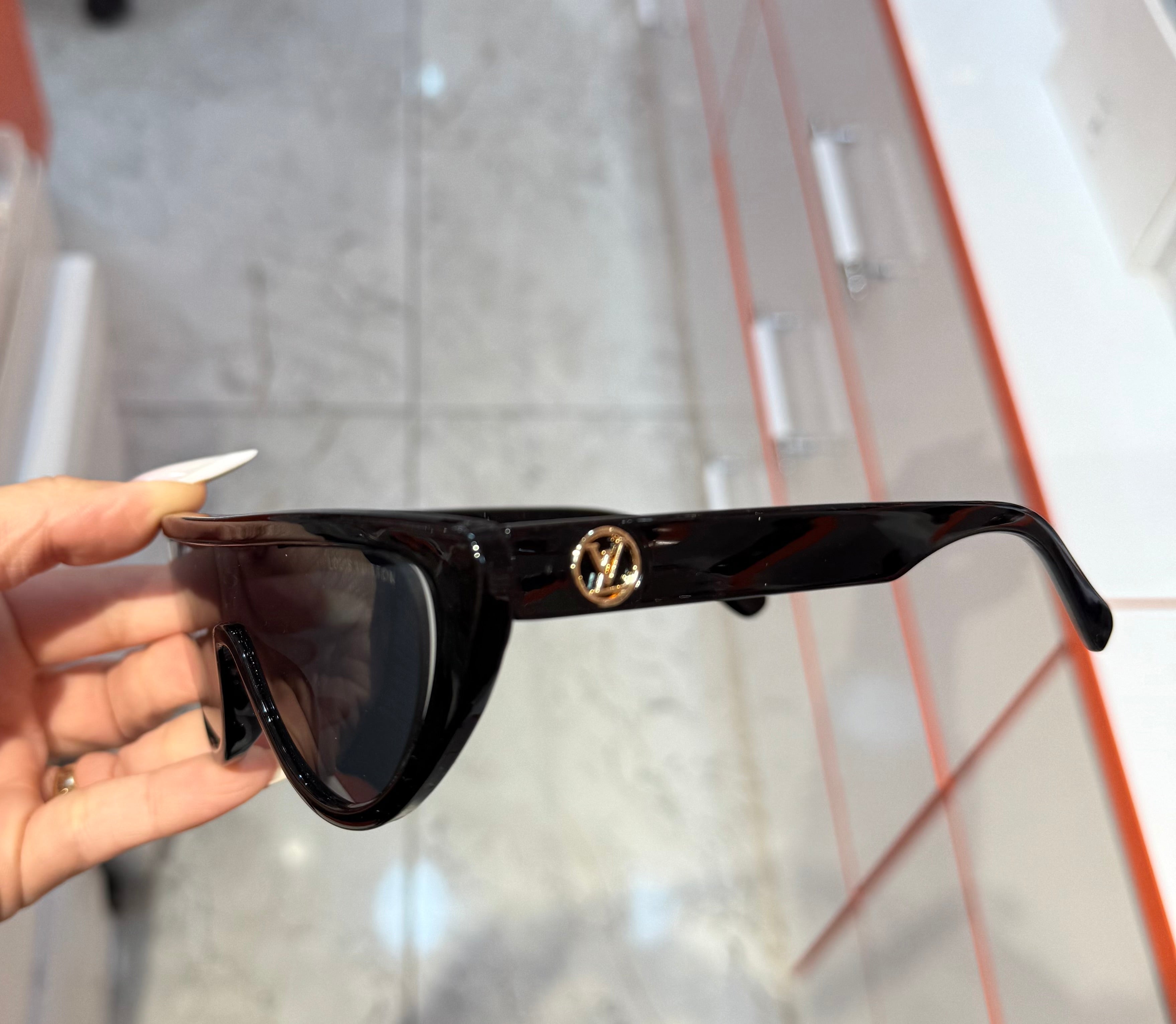 Louis Vuitton LV Shield Sunglasses Black