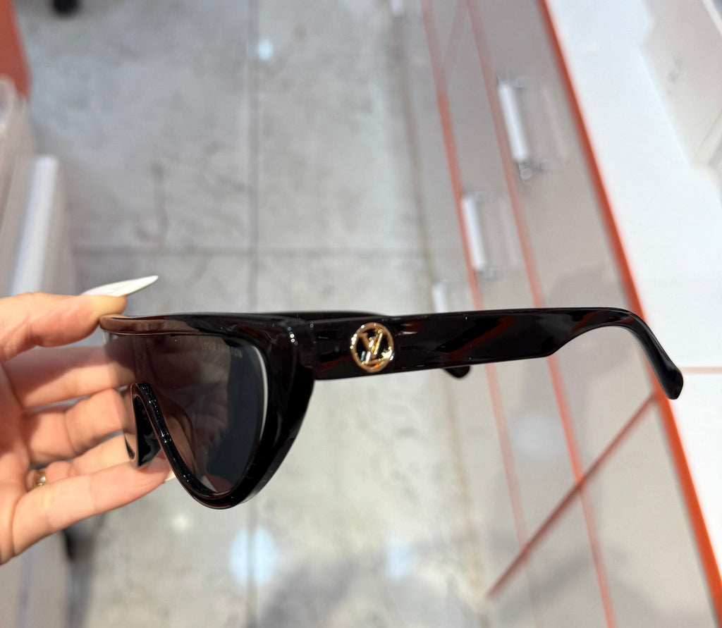Louis Vuitton LV Shield Sunglasses Black