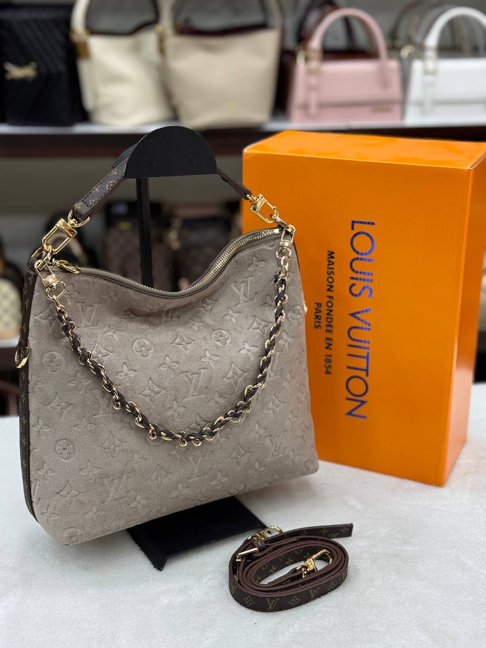 Louis Vuitton Multipass Empreinte Elephant