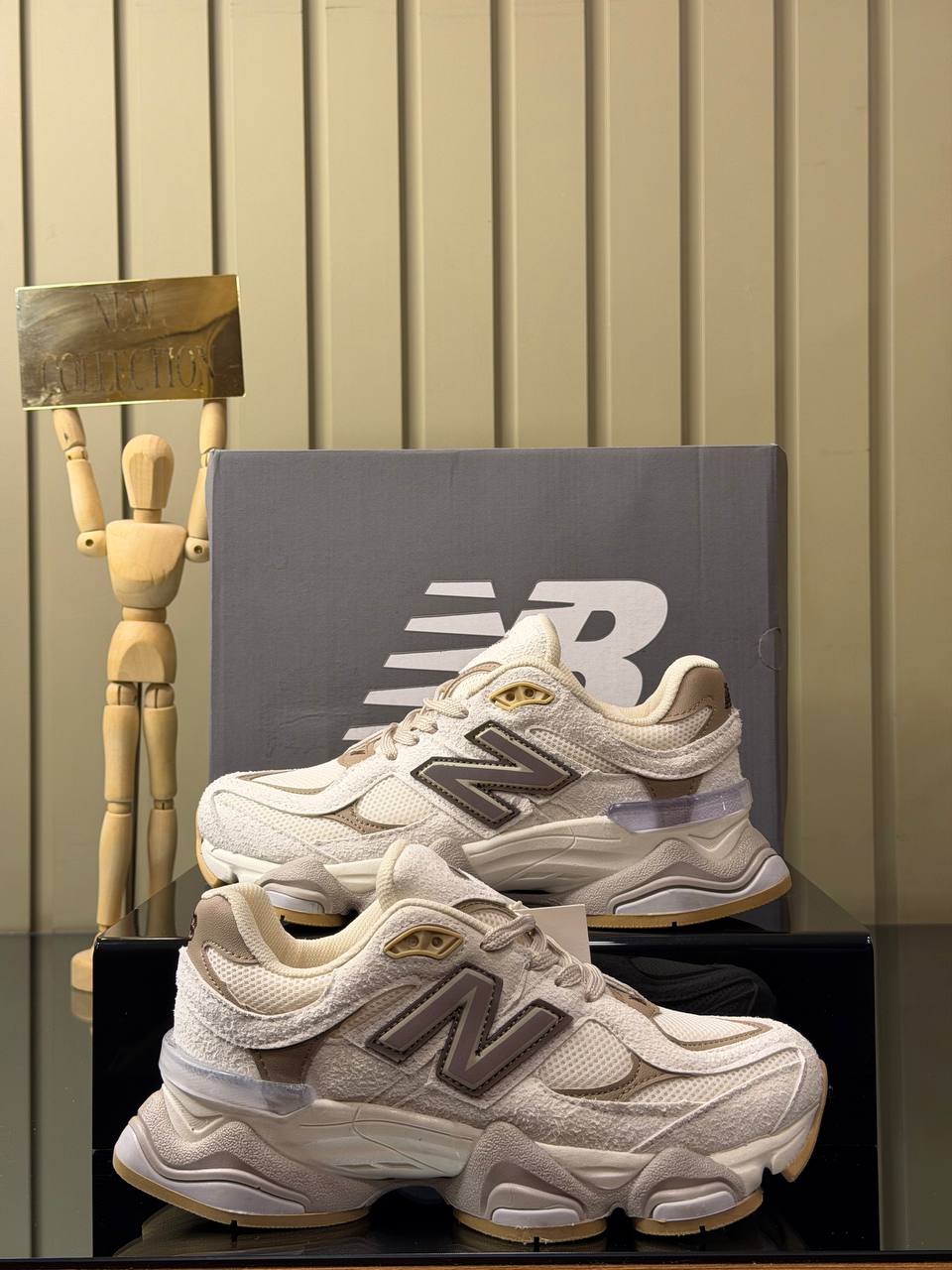 New Balance 9060