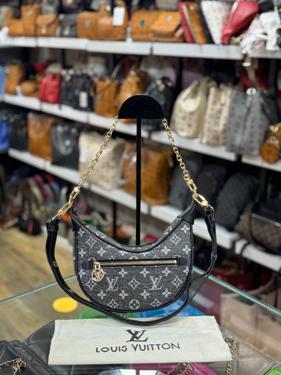 Louis Vuitton Loop Monogram Black