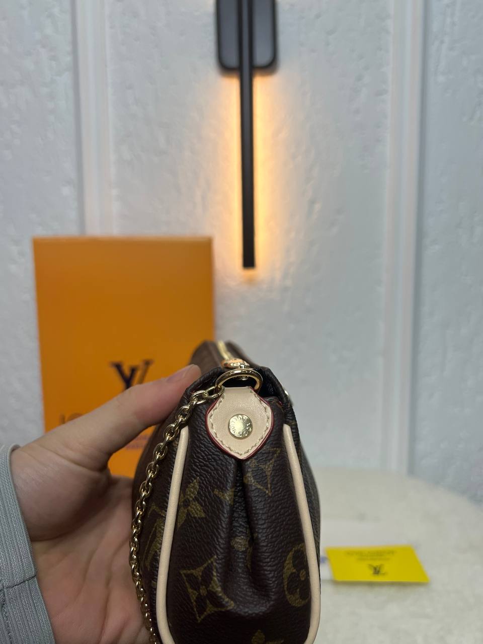 Louis Vuitton Favorite MM Monogram