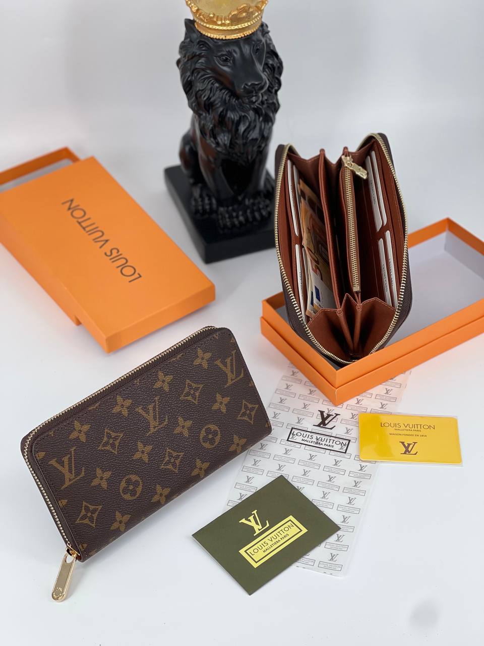 Louis Vuitton Zippy Wallet Monogram Canvas
