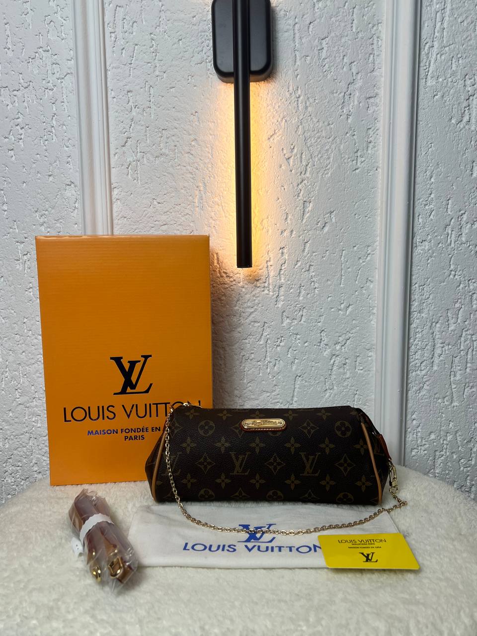 Louis Vuitton Favorite MM Monogram