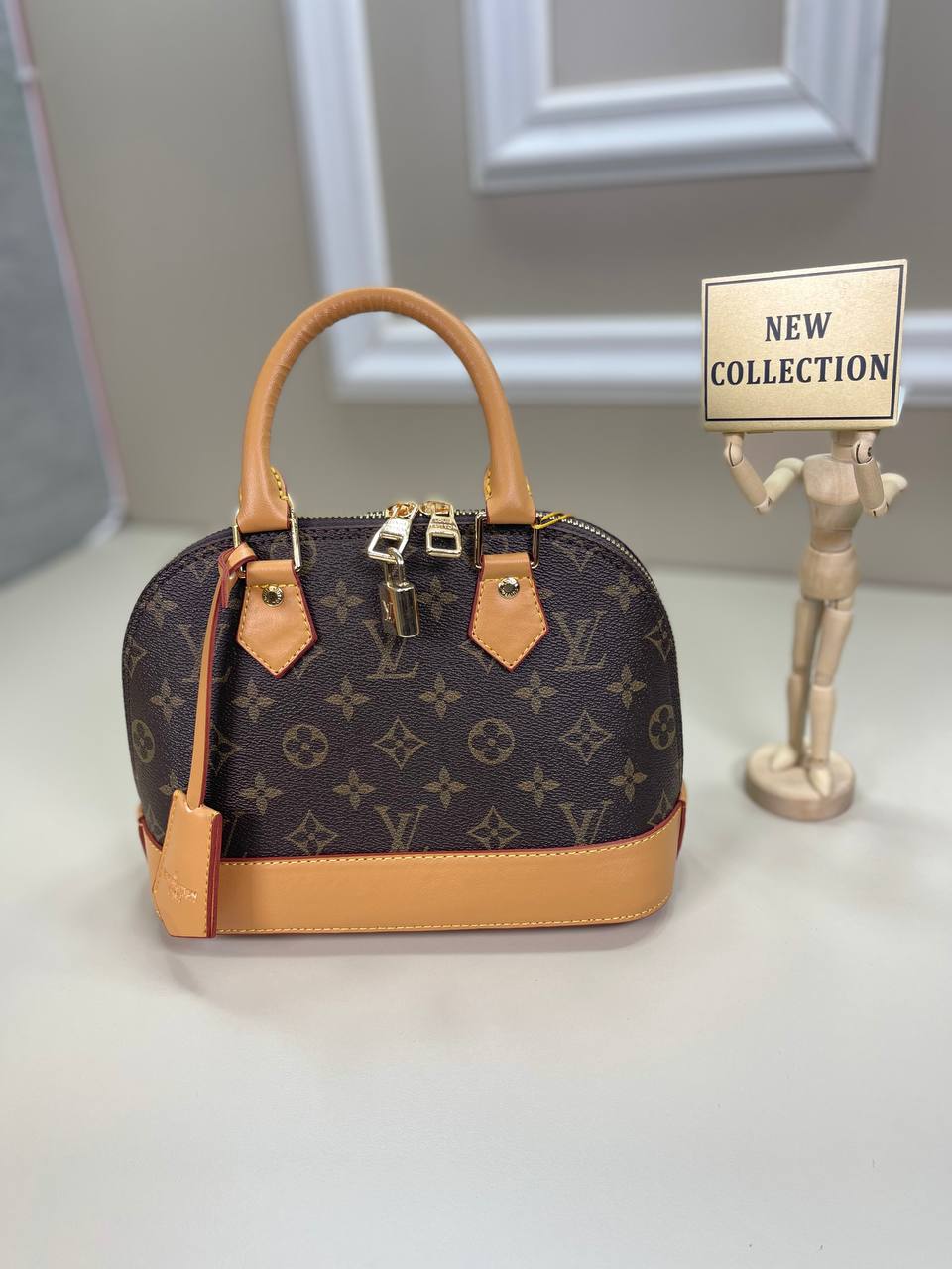 Louis Vuitton Alma BB Monogram