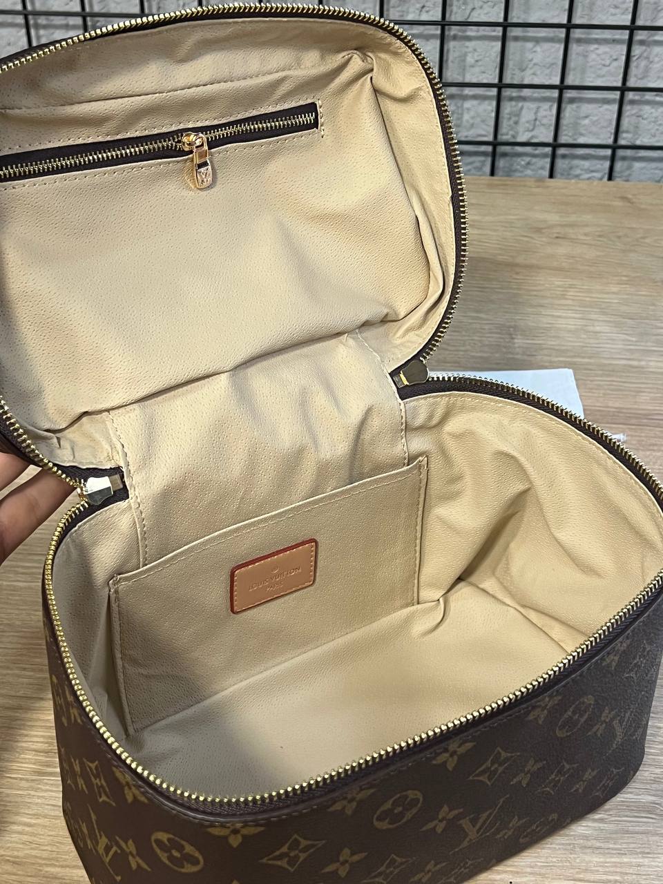 Louis Vuitton Cosmetic Case Monogram