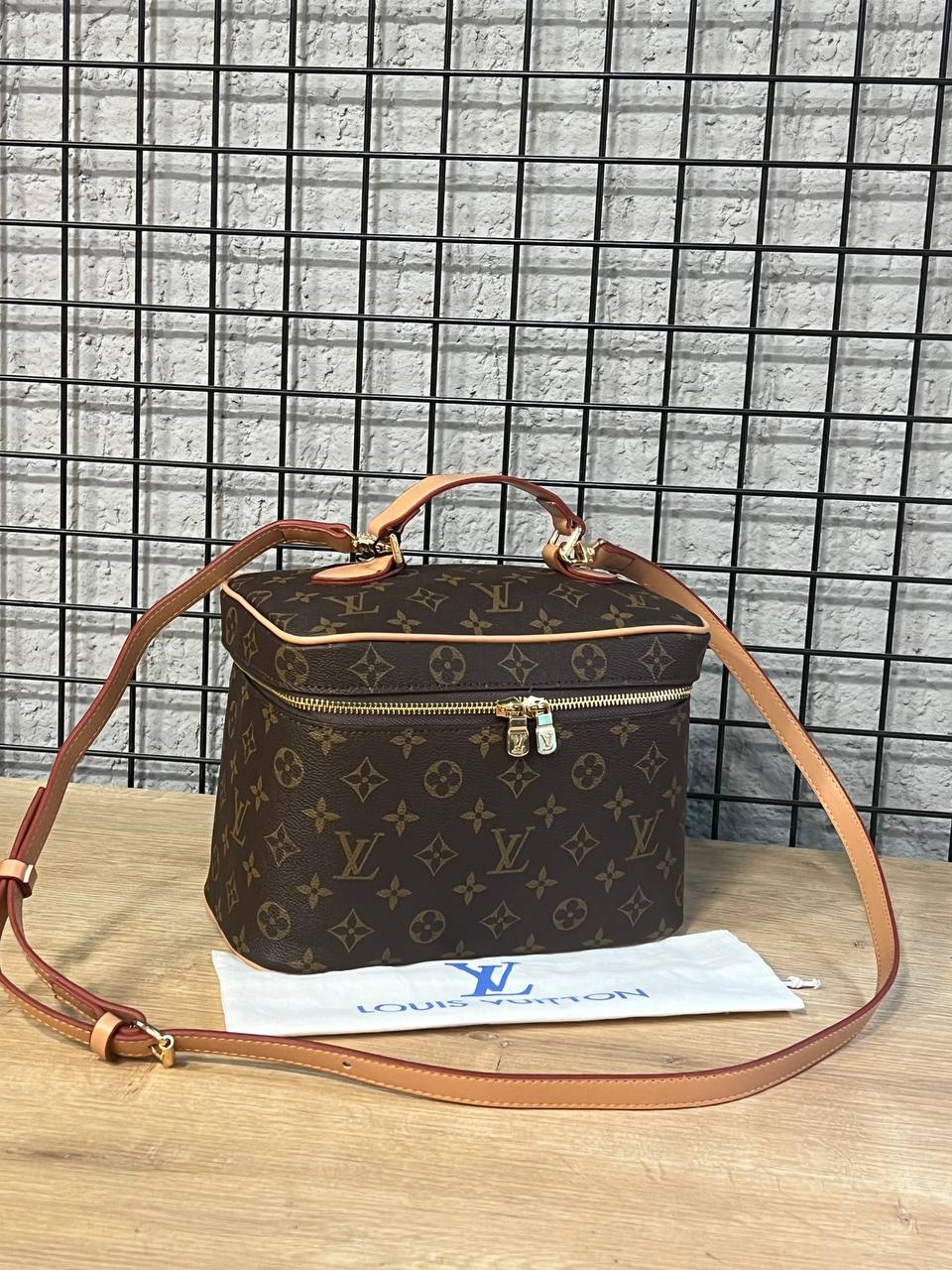 Louis Vuitton Cosmetic Case Monogram
