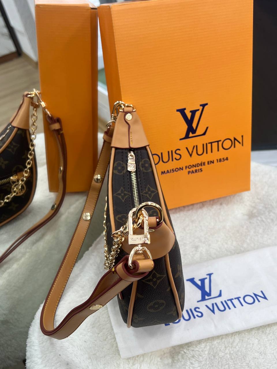 Louis Vuitton Loop Monogram