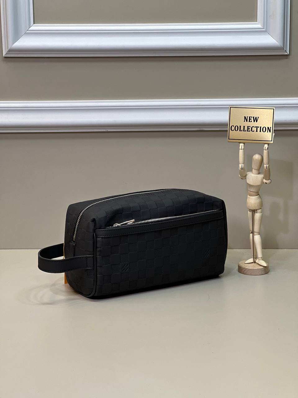 Louis Vuitton Toiletry Pouch Damier